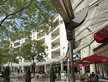 Appart'city Pontoise Cergy-le-haut 3* Cergy-Pontoise