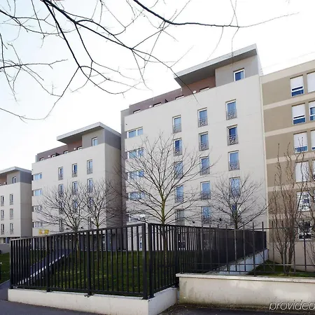 Appart'city Pontoise Cergy-le-haut